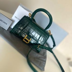 Balenciaga bag green fabulous color u can’t get anymore!!!!!